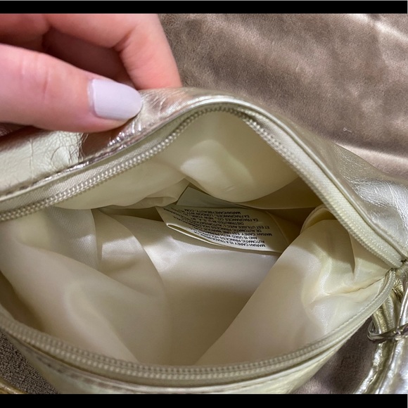Brand New Gold Purse - Picture 2 of 2